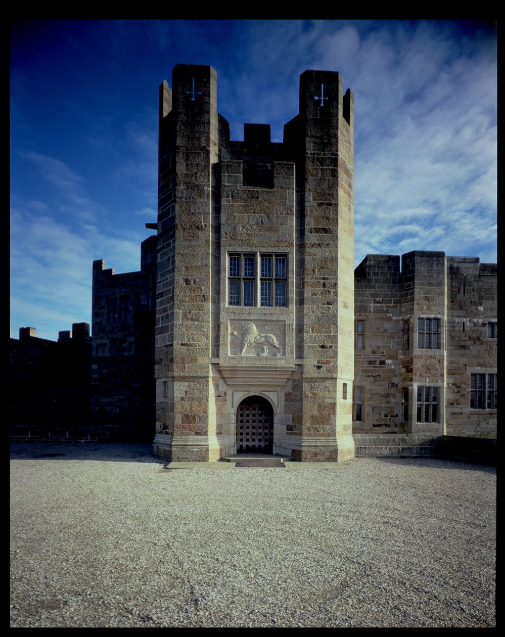 Hovedinngangen til Castle Drogo, designet av Sir Edwin Lutyens (1869-1944) 1910-30 av Unbekannt Unbekannt