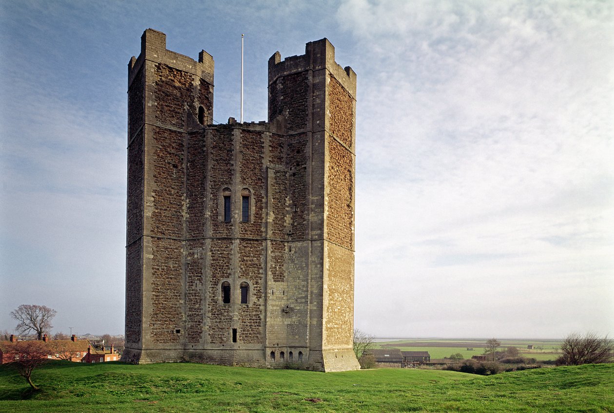 Orford Castle, Exterior view of the keep (1165-72), Suffolk, UK  av Unbekannt Unbekannt