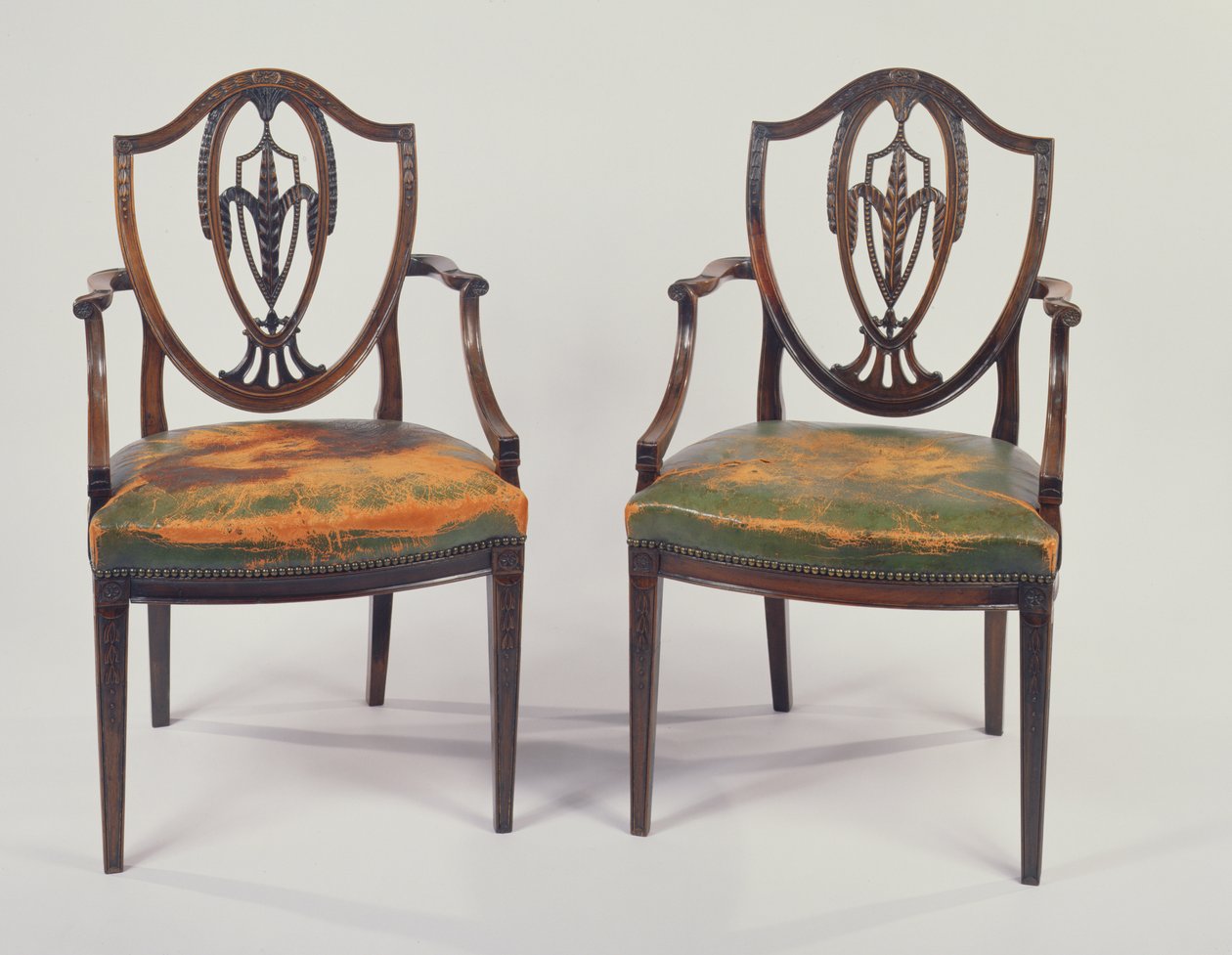 Par George III spisestuestoler i palisander, etter design av George Hepplewhite av Unbekannt Unbekannt