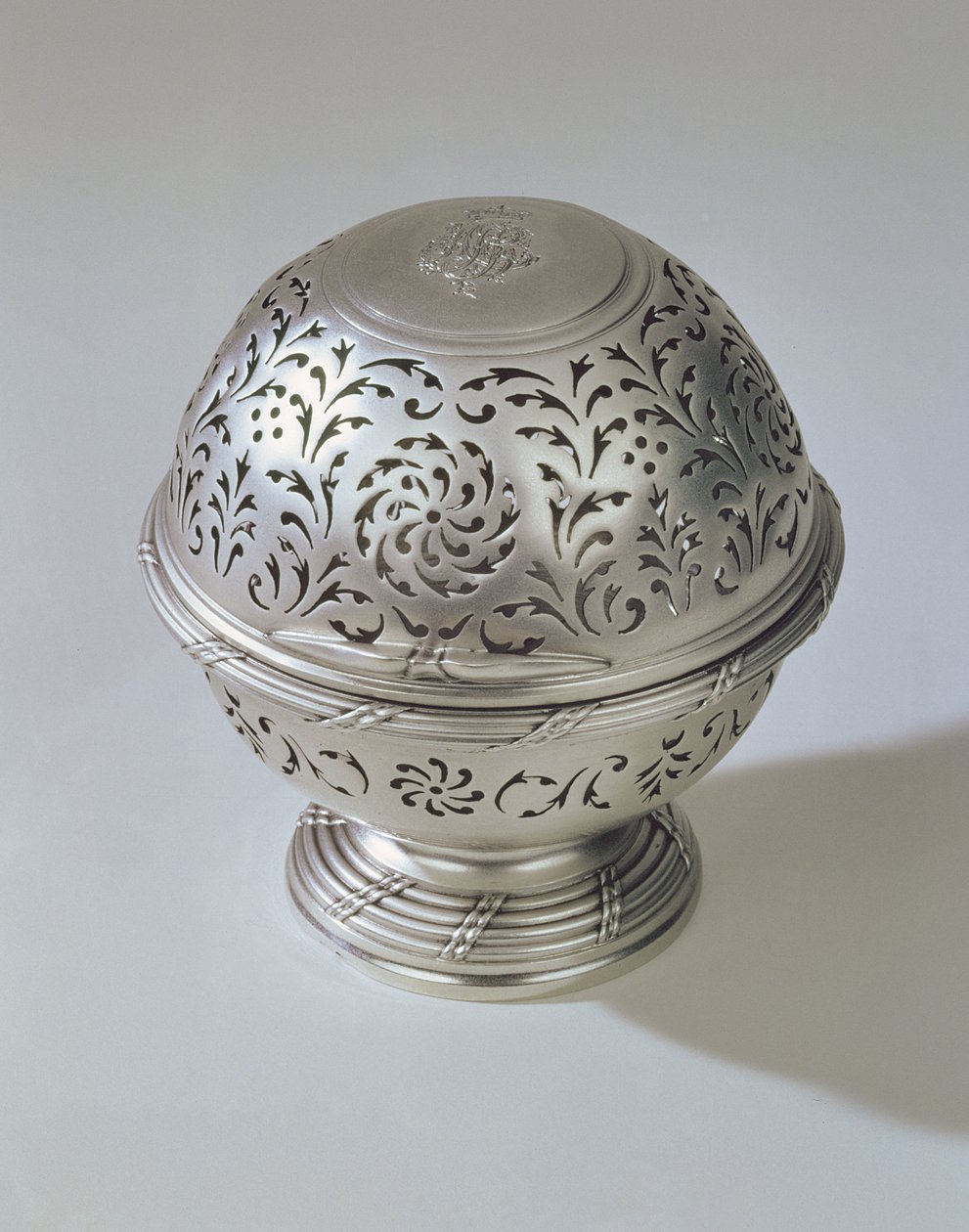 Såpeboks, del av et sett med ær og kum, av Francis Riel, Paris, 1771 av Unbekannt Unbekannt
