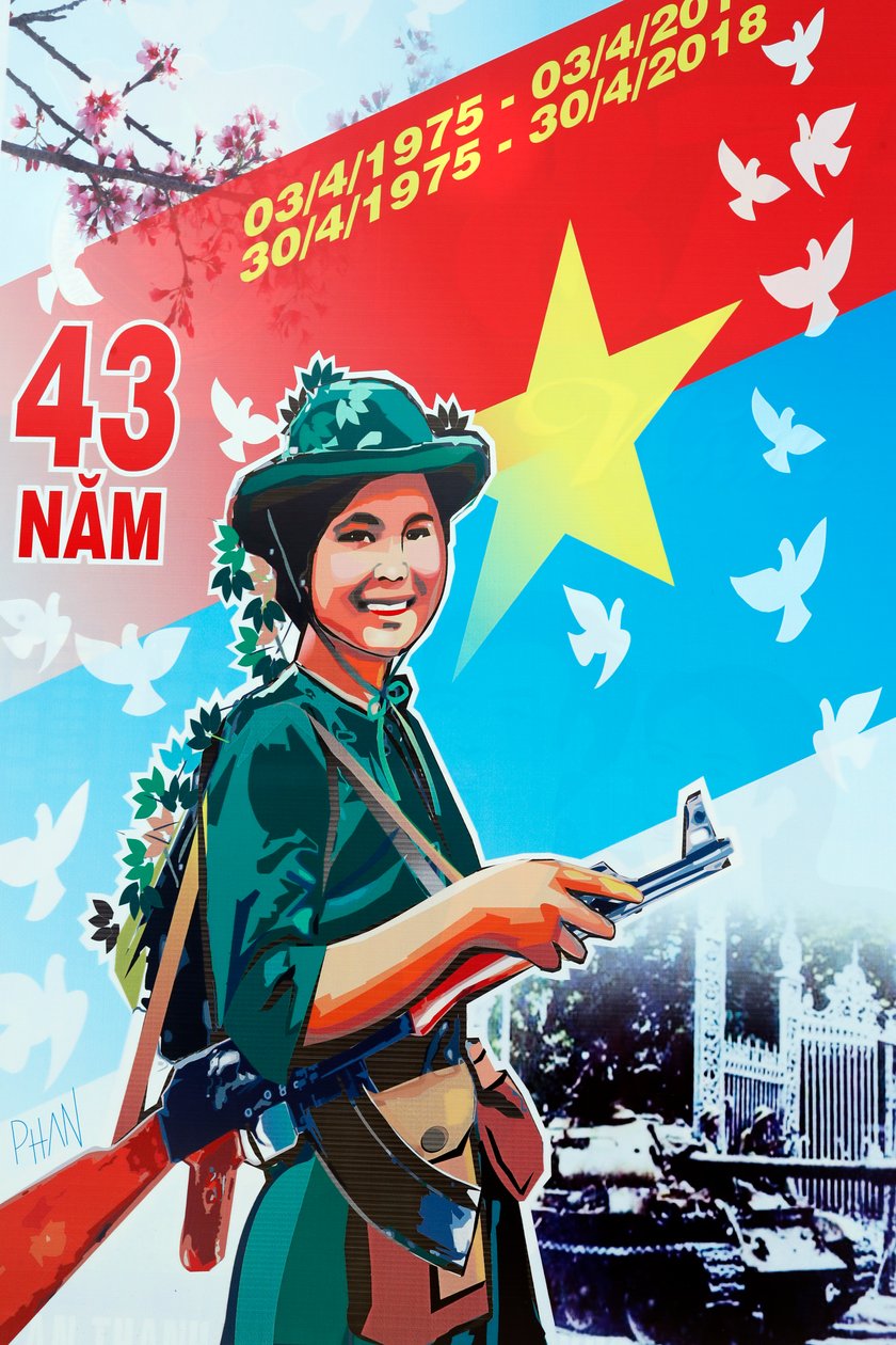 Kommunistregjeringens propagandaplakat på gaten, Dalat, Vietnam av Unbekannt Unbekannt