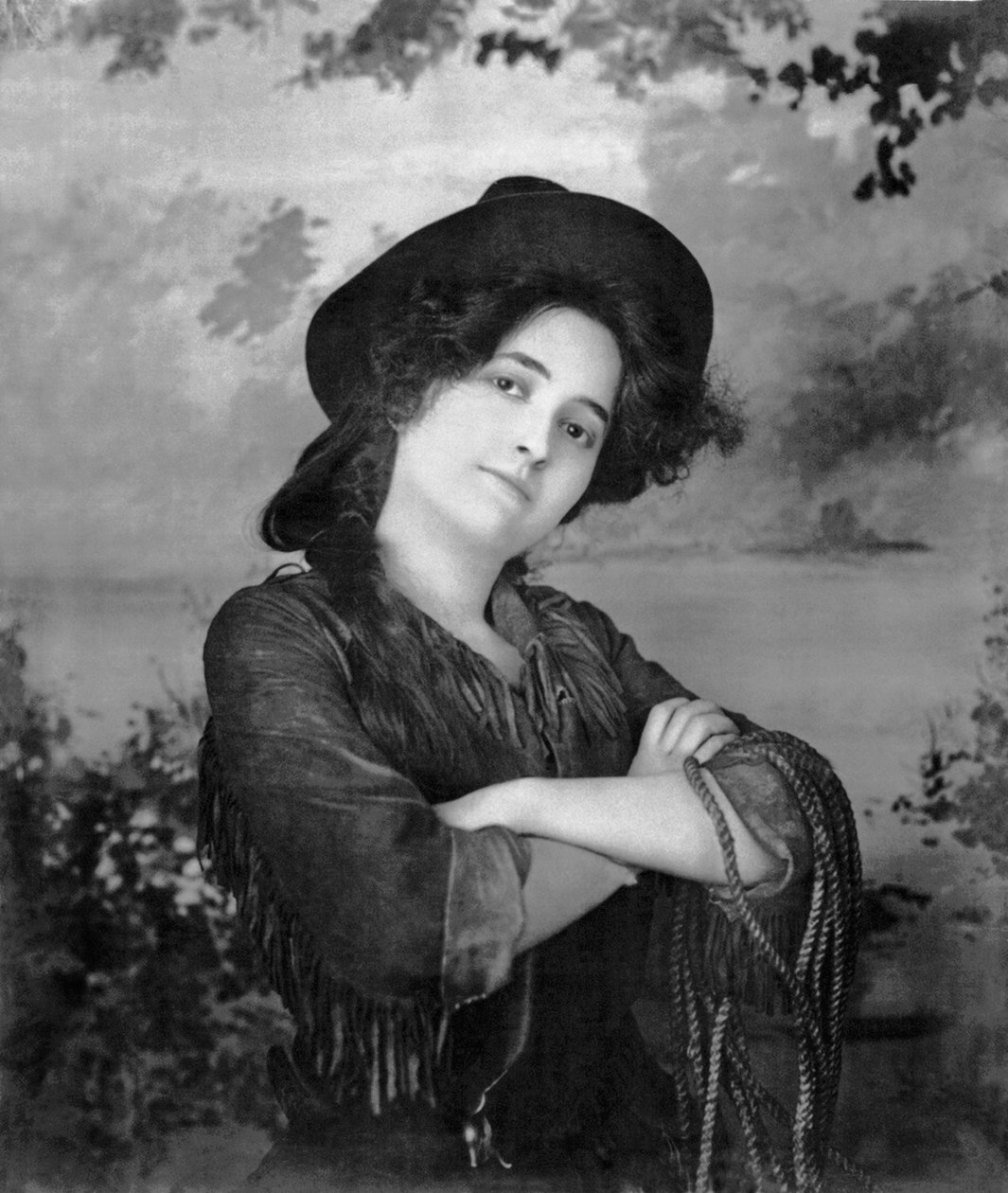 Portrait Of A Cowgirl, USA, 1902 av Unbekannt Unbekannt