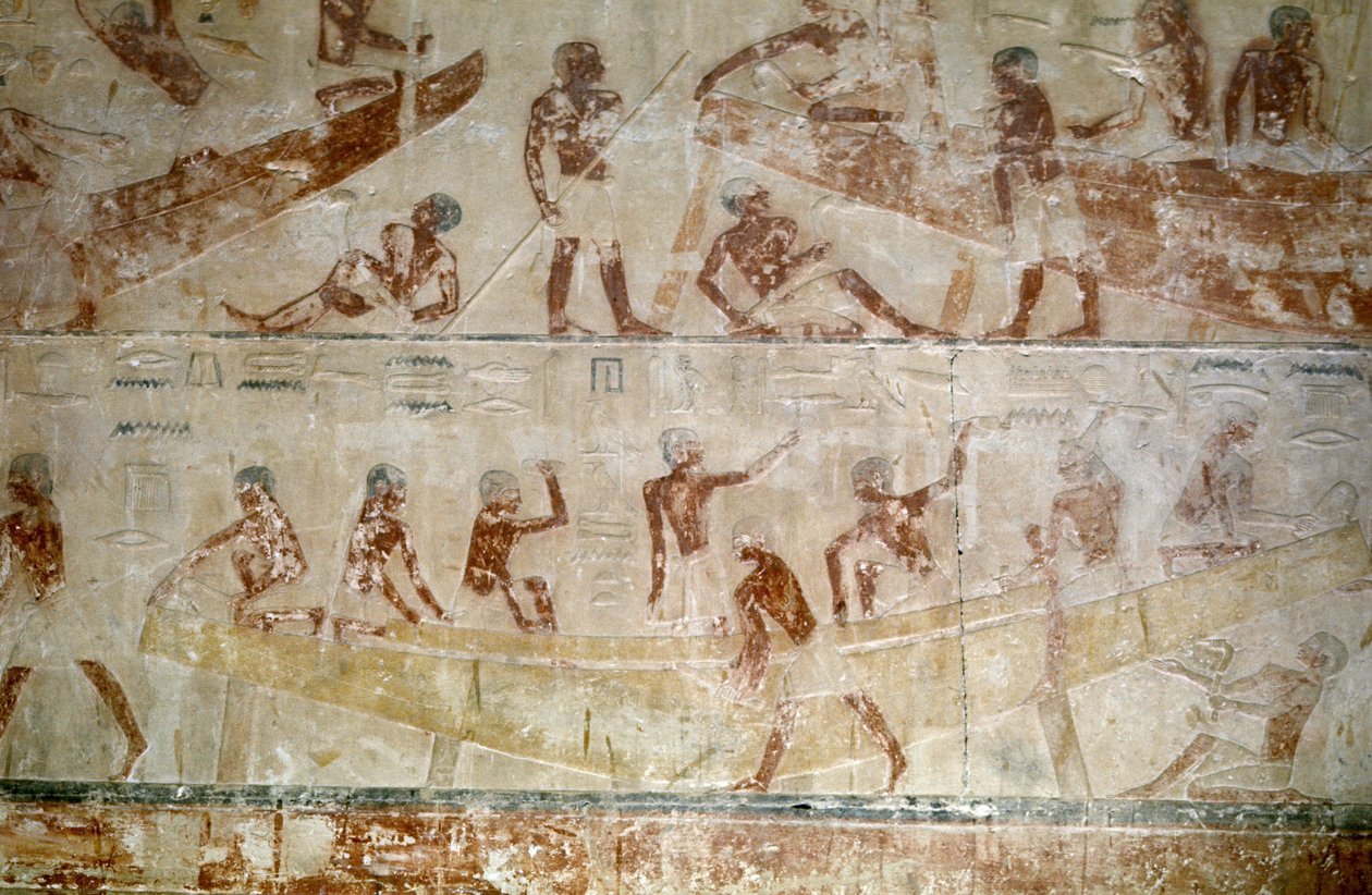 Det gamle Egypt: Saqqarah (eller Saqqara eller Sakkarah): nekropolis av det gamle imperiet, adeliges grav. Detalj av relieffene som representerer konstruksjonen av en båt. av Leopold Blonder