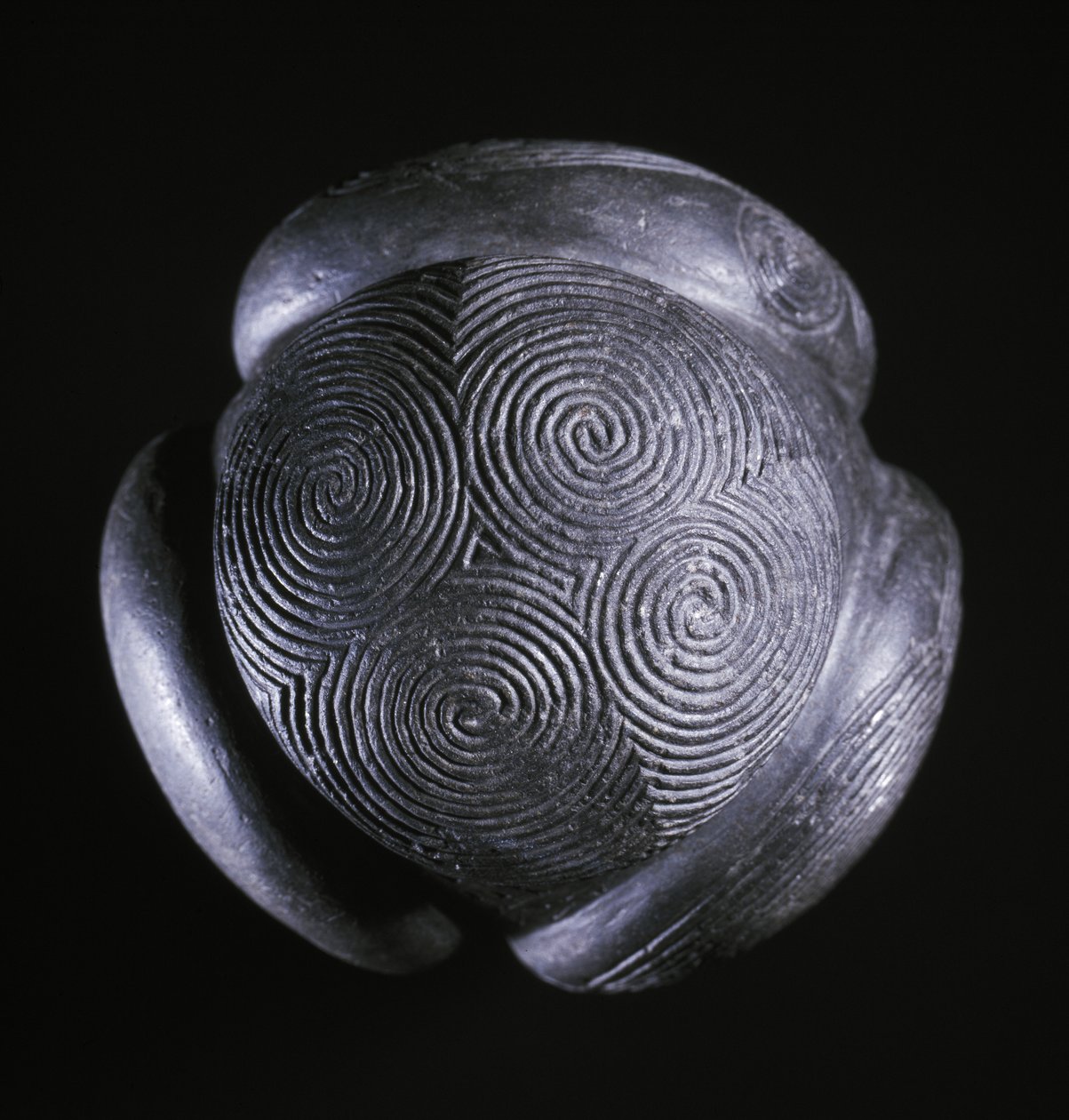 Utskåret ball fra Glass Hill, Towie, Aberdeenshire, neolitisk, ca. 3000 f.Kr. av Unbekannt