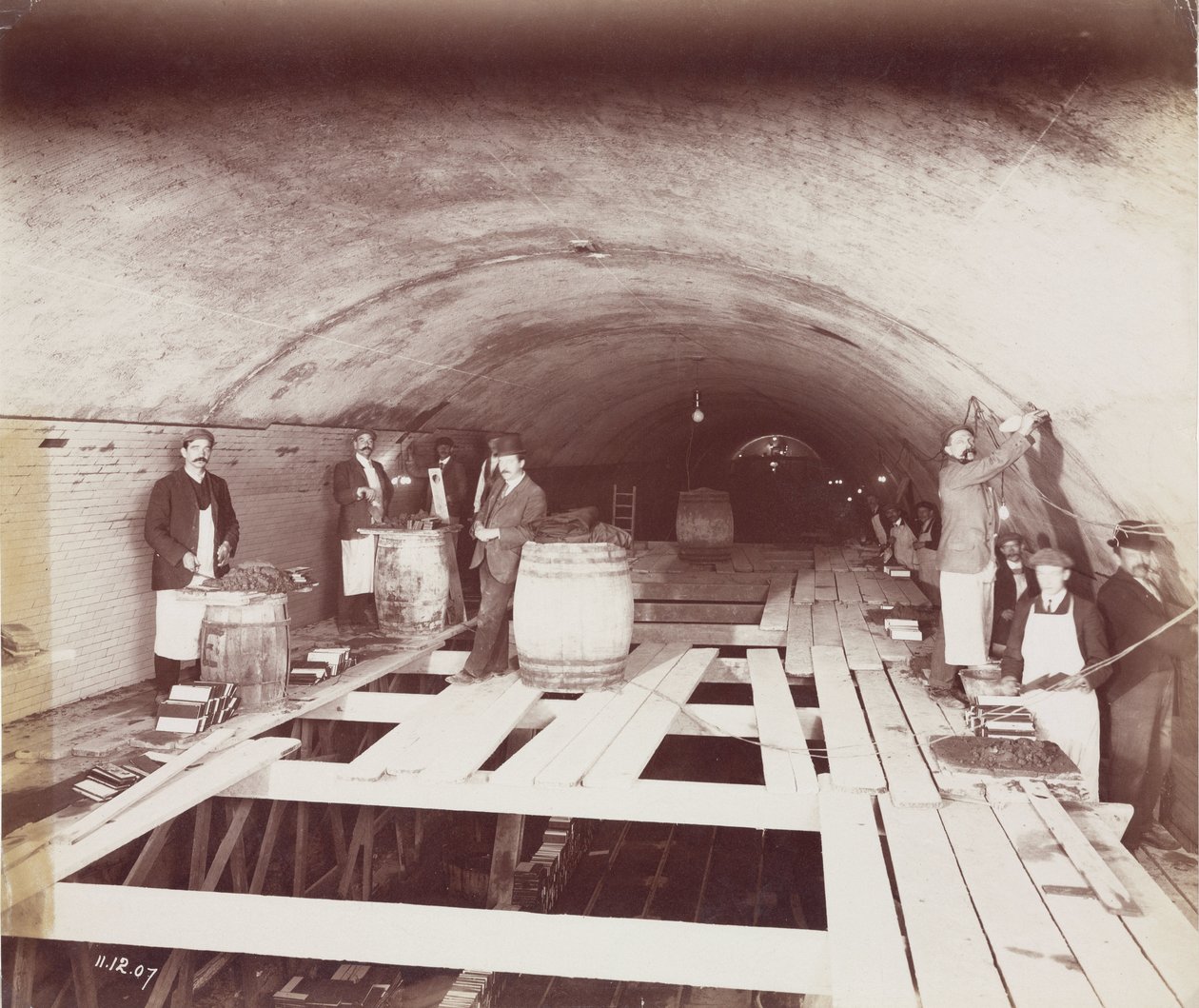 Bygging, tunneler Bygging av Rotherhithe-tunnelen, London av Unbekannt