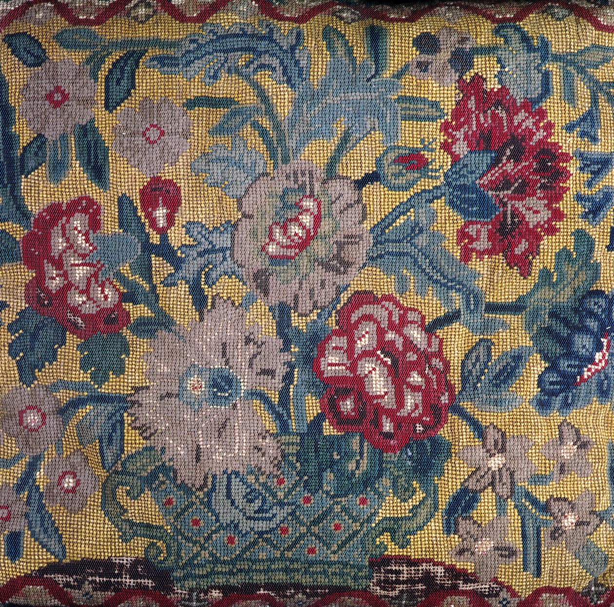 Detalj av puten til en stol brukt av en av Elizabeths ærespiker, i salongen av Unknown