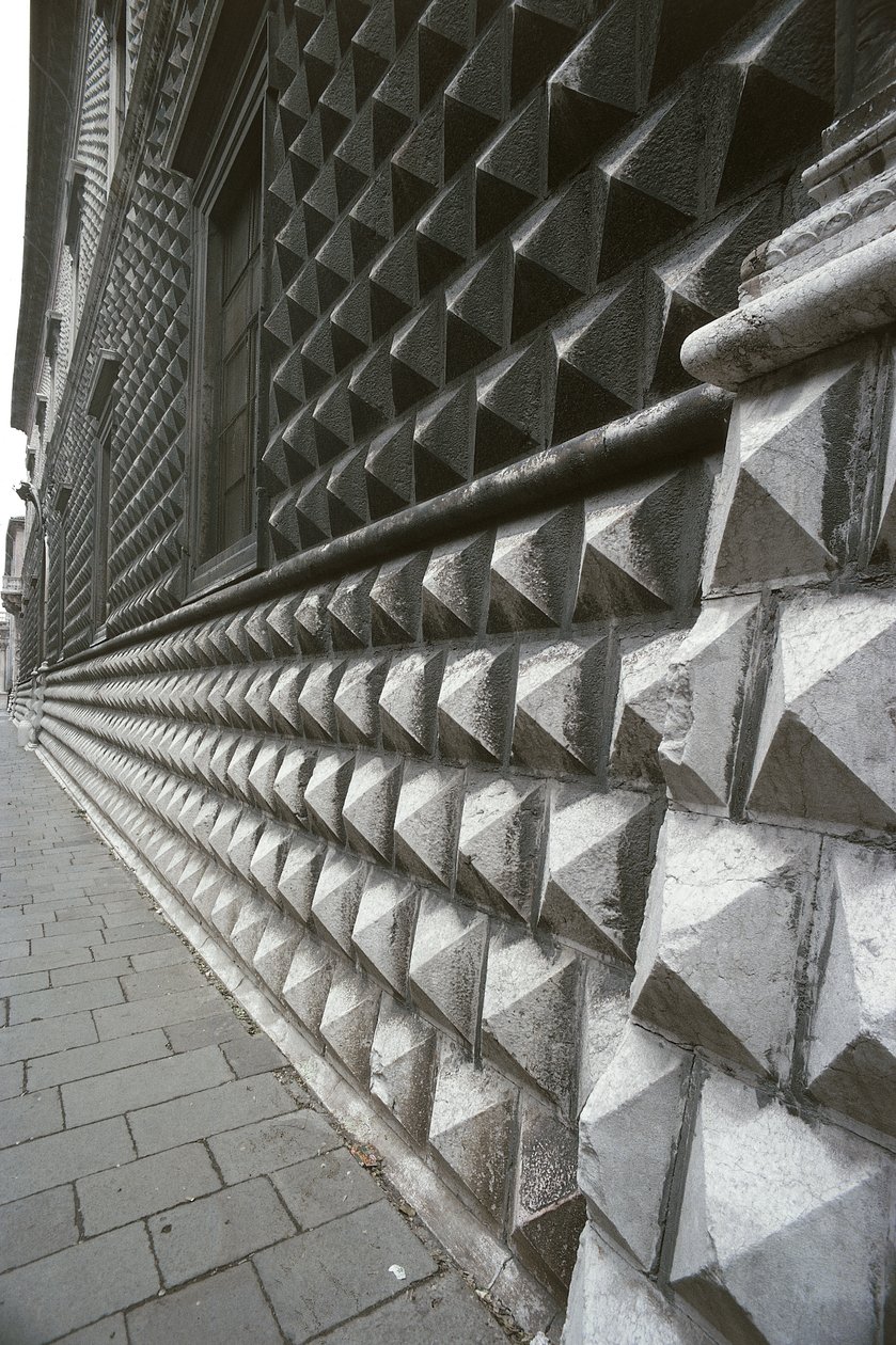 Detalj av fasaden til Palazzo dei Diamanti, Ferrara, Italia (bilde) av Benjamin Baud