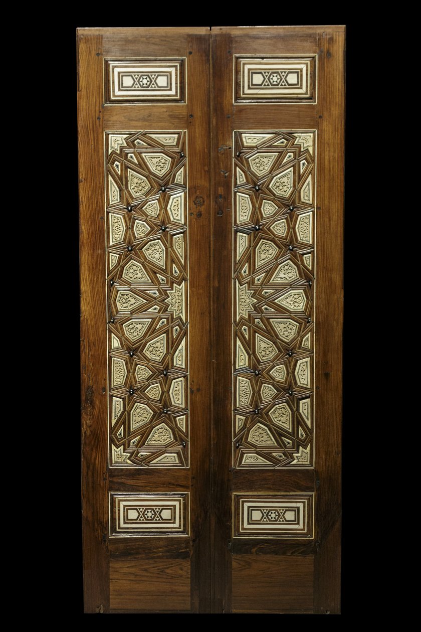 Dør med stjernedekor. Egypt, Kairo, ca 1380-1420. Rosewood, jujubier, ebene, elfenben. Museet Louvre av William M. Timlin