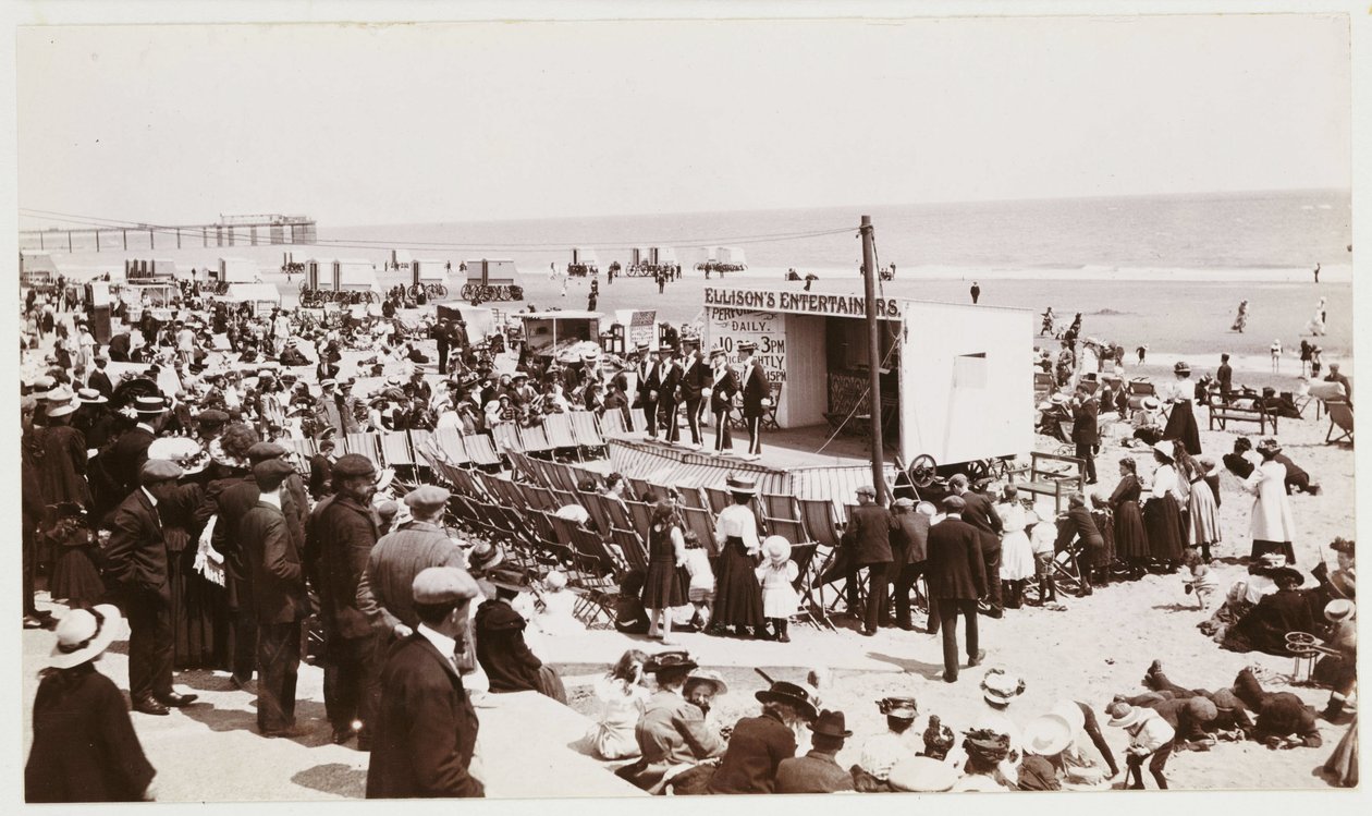 Ellisons strandunderholdere, ca 1910 av Unbekannt