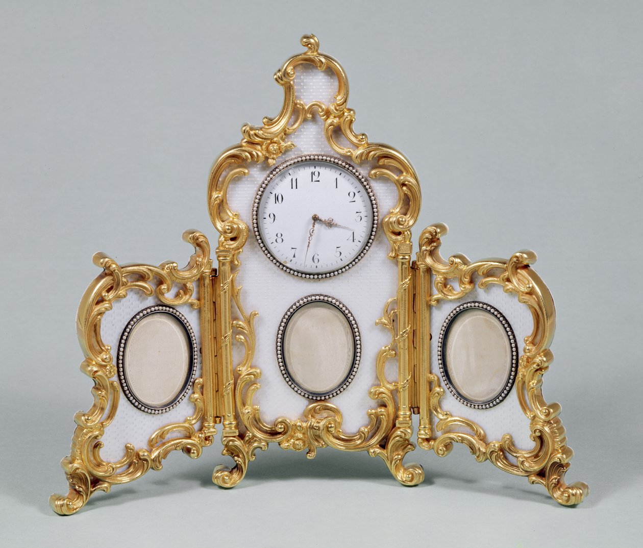 Faberge Louis XV-stil skrivebordsklokke av Unbekannt