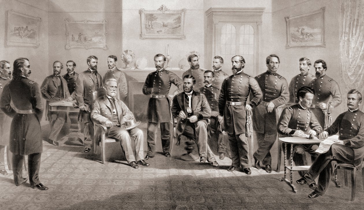 General Ulysses S. Grant (sittende midt til høyre) og general Robert E. Lee (sittende midt til venstre) med sine respektive ansatte ved Appomattox Courthouse, Virginia hvor general Lee overga Army of North Virginia og dermed avsluttet den amerikanske borge av Unbekannt