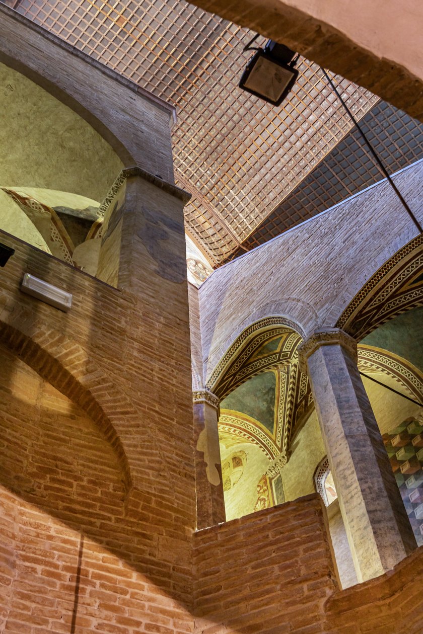 Gotisk trapp, XIII - XIV århundre, Palazzo Trinci, Foligno, Umbria (bilde) av Unbekannter Künstler