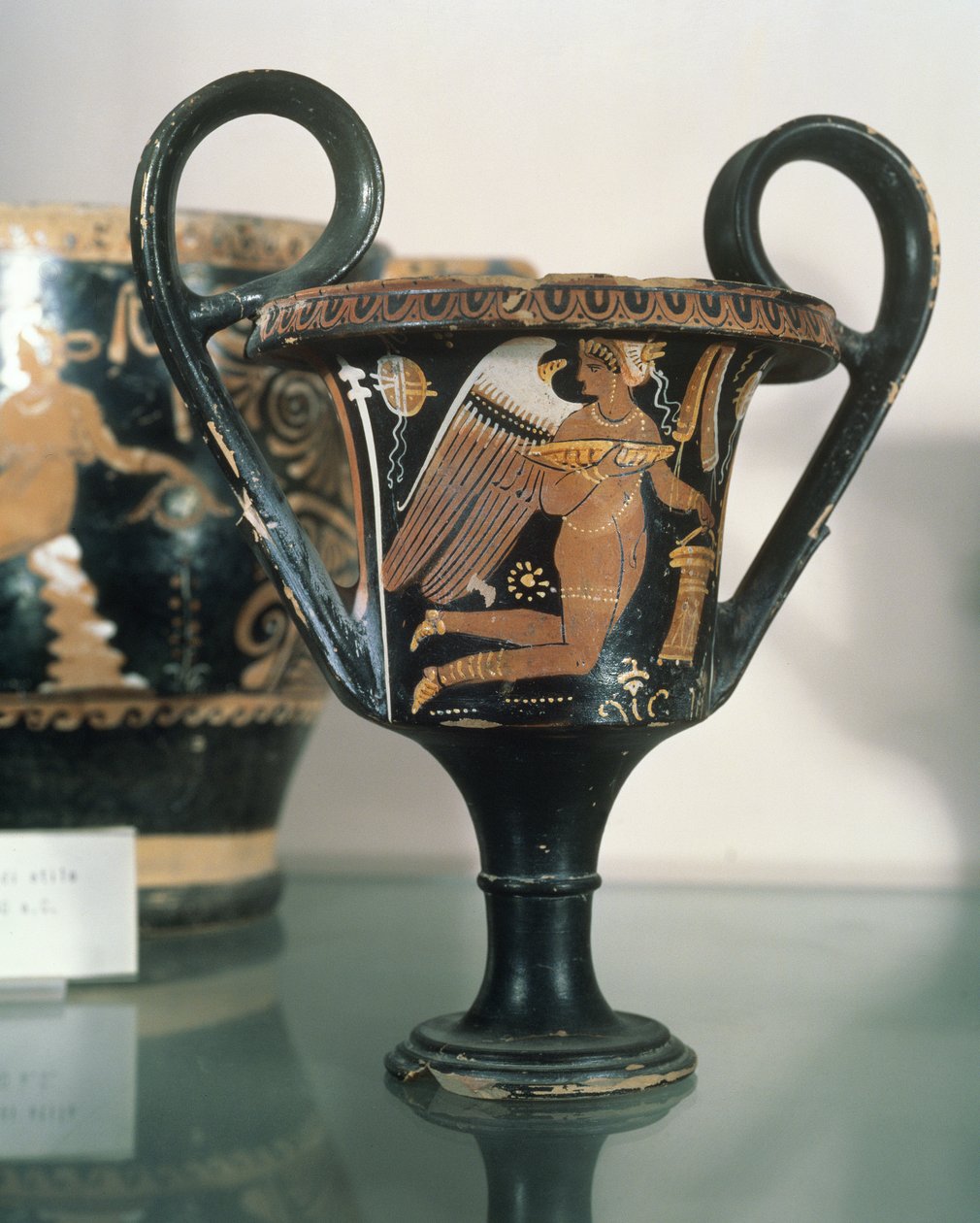 Gresk vase, som viser en bevinget figur, 350 f.Kr av Unbekannt