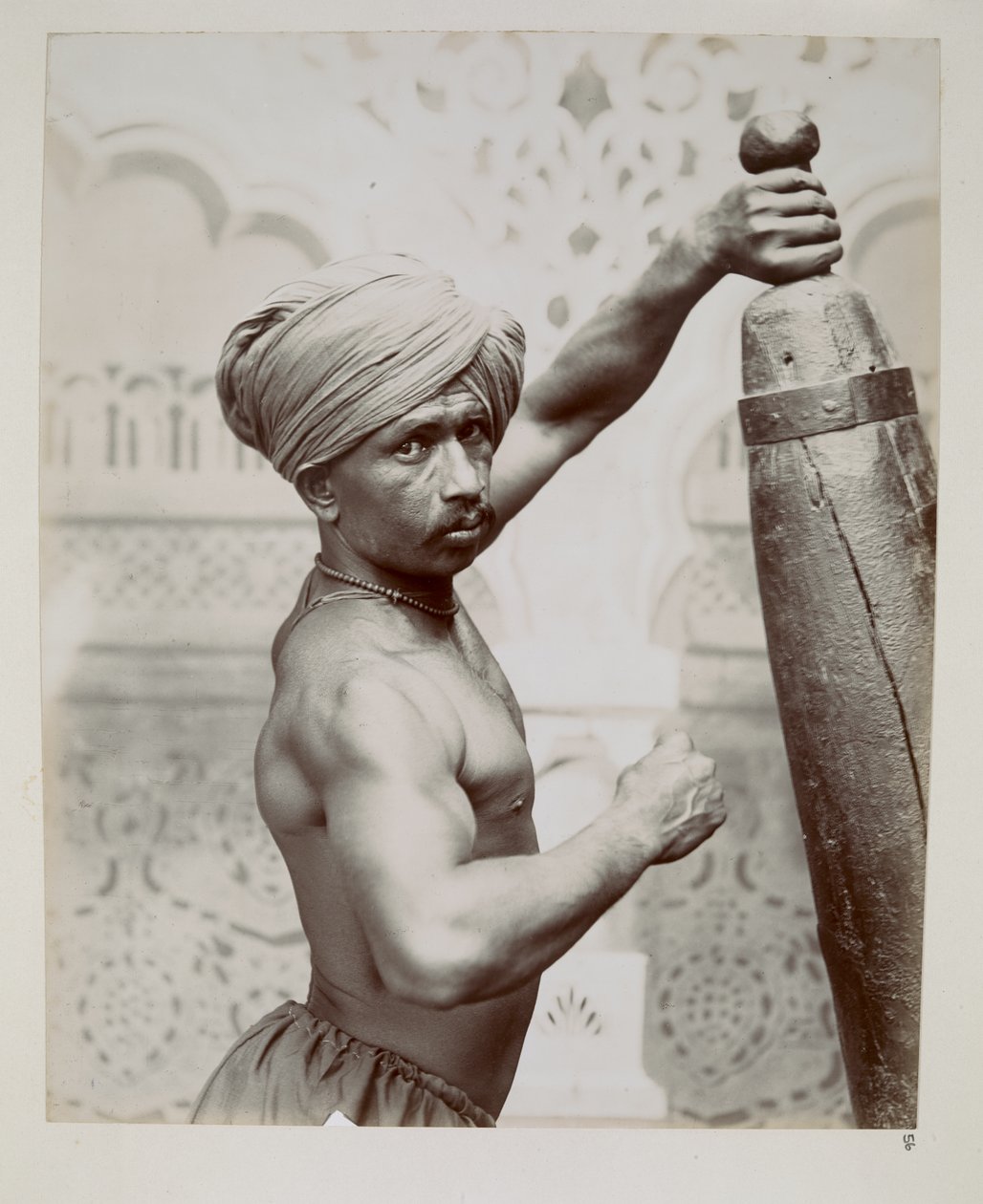 Gymnast fra Bombay Theatre of Varieties på India and Ceylon Exhibition, London av Unbekannter Künstler