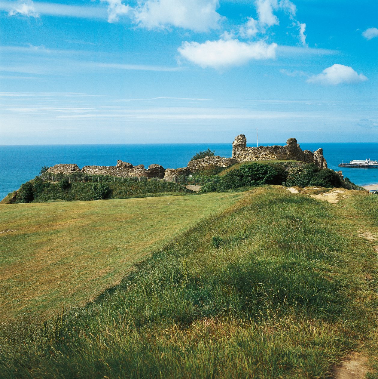 Hastings Castle, East Sussex, Storbritannia av William M. Timlin