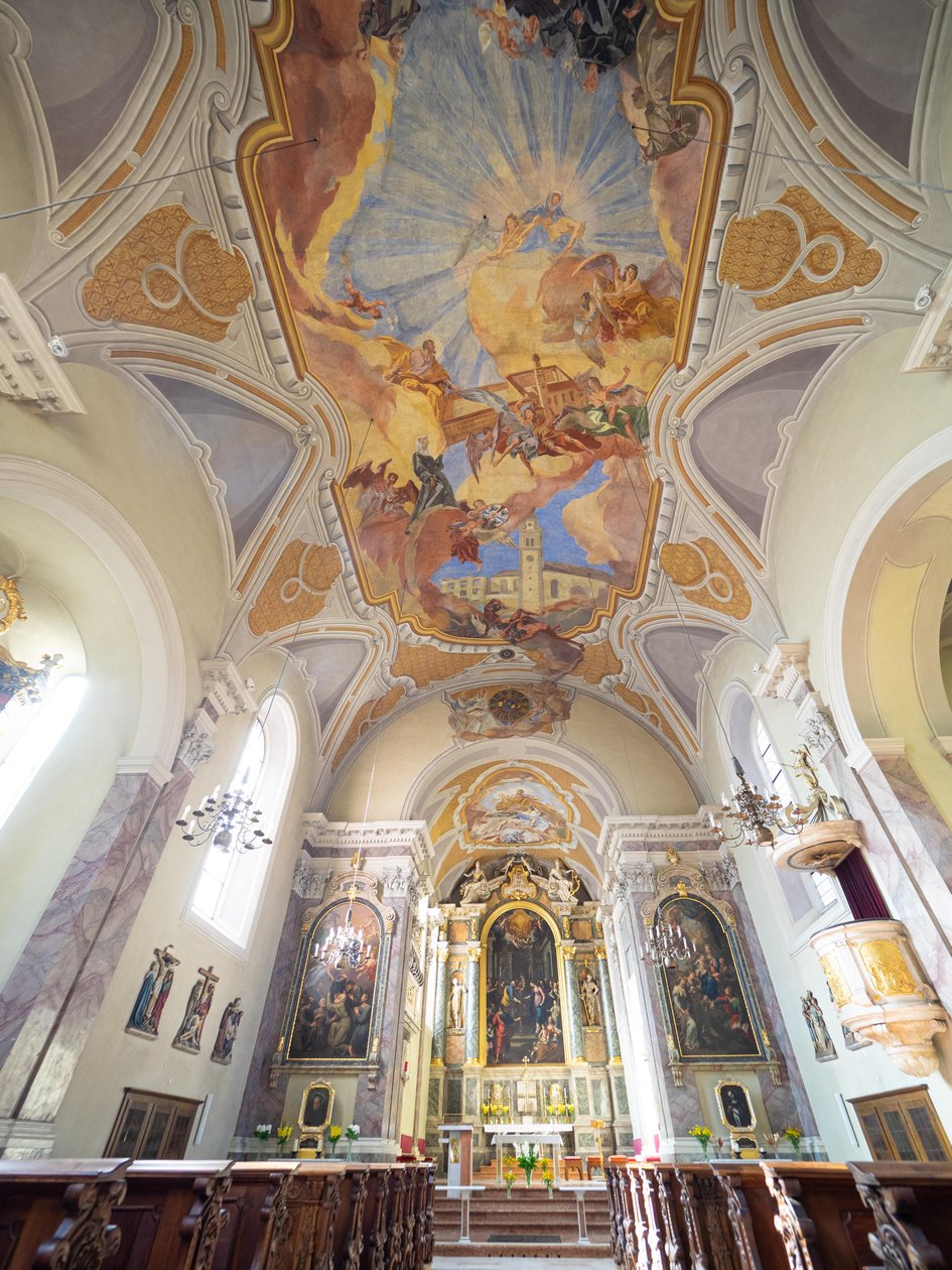 Interiør- og takmalerier av Hans Andre, Servitenkirche, Innsbruck, Tyrol, Østerrike, Europa (foto) av Unbekannter Künstler