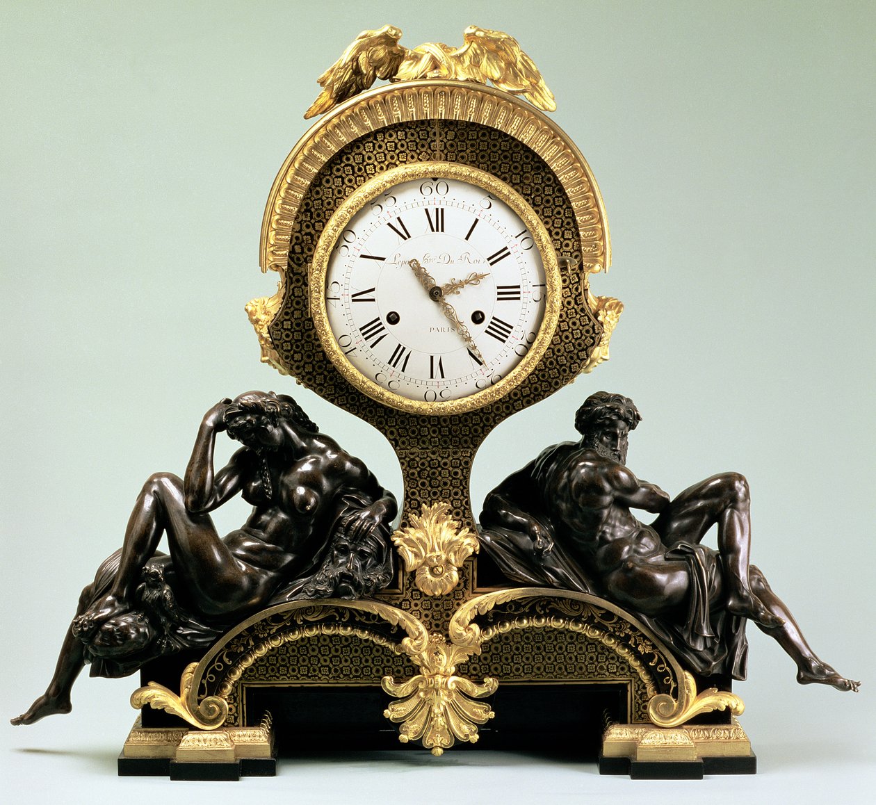 Mantelklokke med figurer av dag og natt, av Jean Andre Lepaute (1720-88), Paris (forgylt og patinert bronse) av Unbekannt