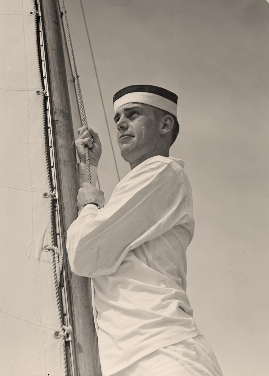Midshipman som heiser hovedseilet, U.S. Naval Academy, Annapolis, Maryland. 1942 (bilde) av Unbekannt