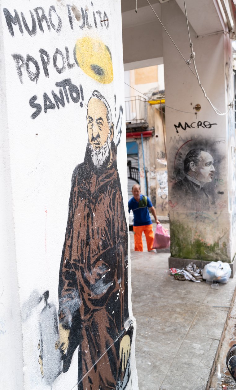 Monk med malingsspray og Marlon Brando av Benjamin Baud