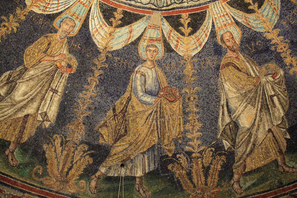 Mosaikk av taket i Baptistery of Neon. Saint Paul og Saint Peter. Detalj av prosesjonen til de tolv apostlene som fortsetter rundt midtmosaikken i to retninger, og endte med at Saint Peter møtte Saint Paul. 5. århundre, Ravenna, Italia. Reg av Unbekannt