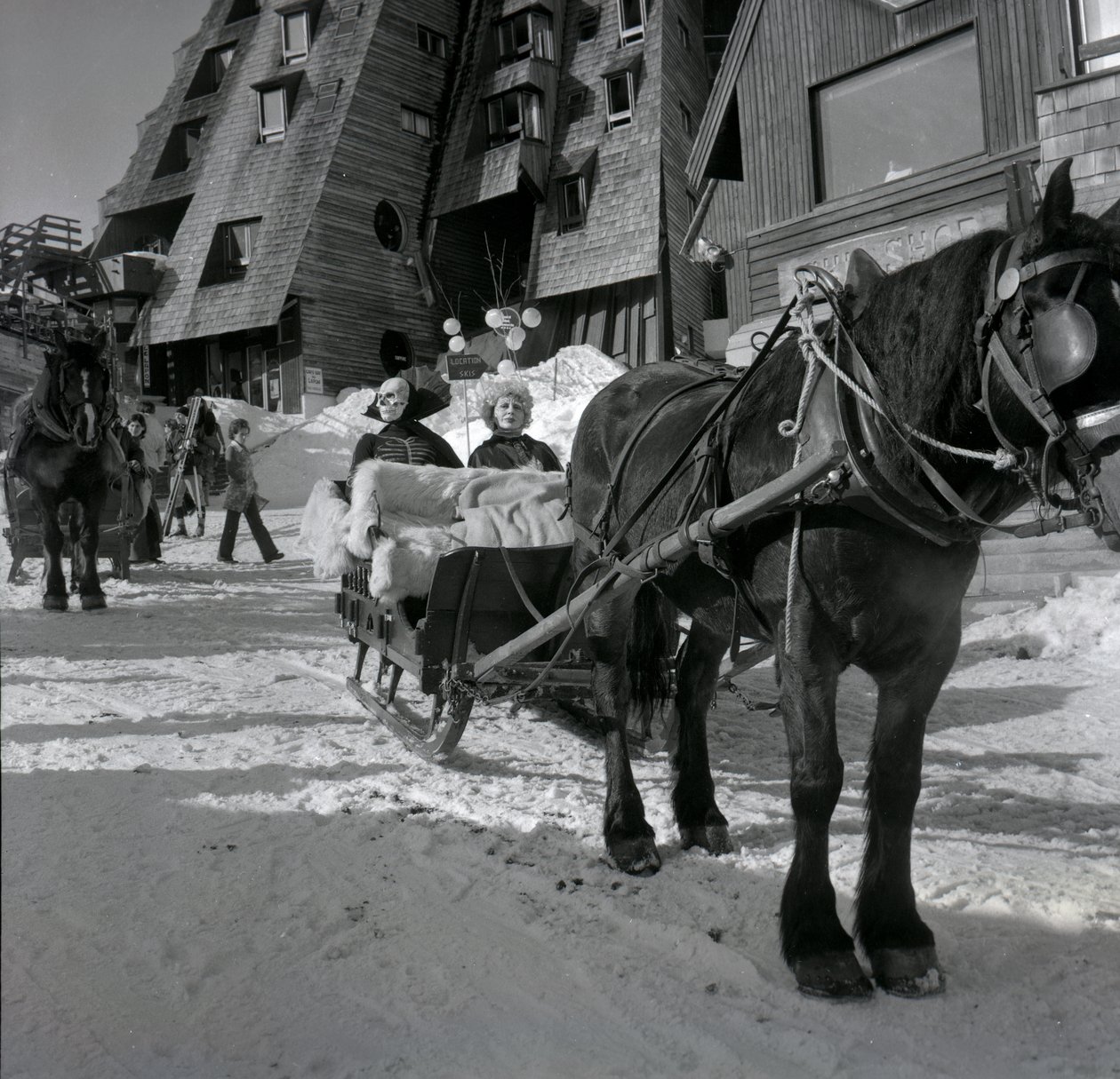 P. Topaloff og Alice Sapritch i Avoriaz under Fantastic Film Festival 29. januar av Unbekannter Künstler