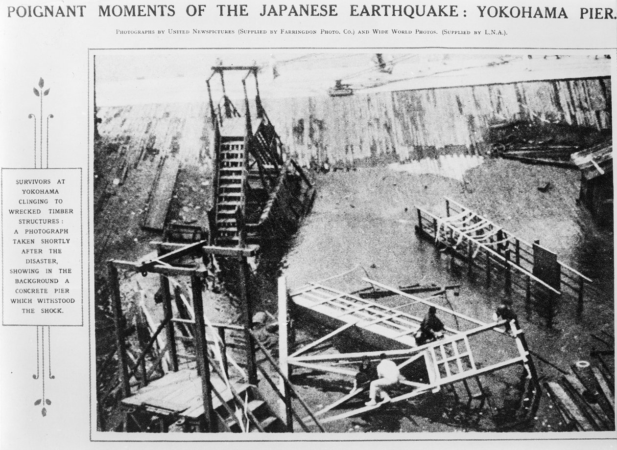 Gripende øyeblikk av det japanske jordskjelvet, Yokohama Pier av Unbekannt