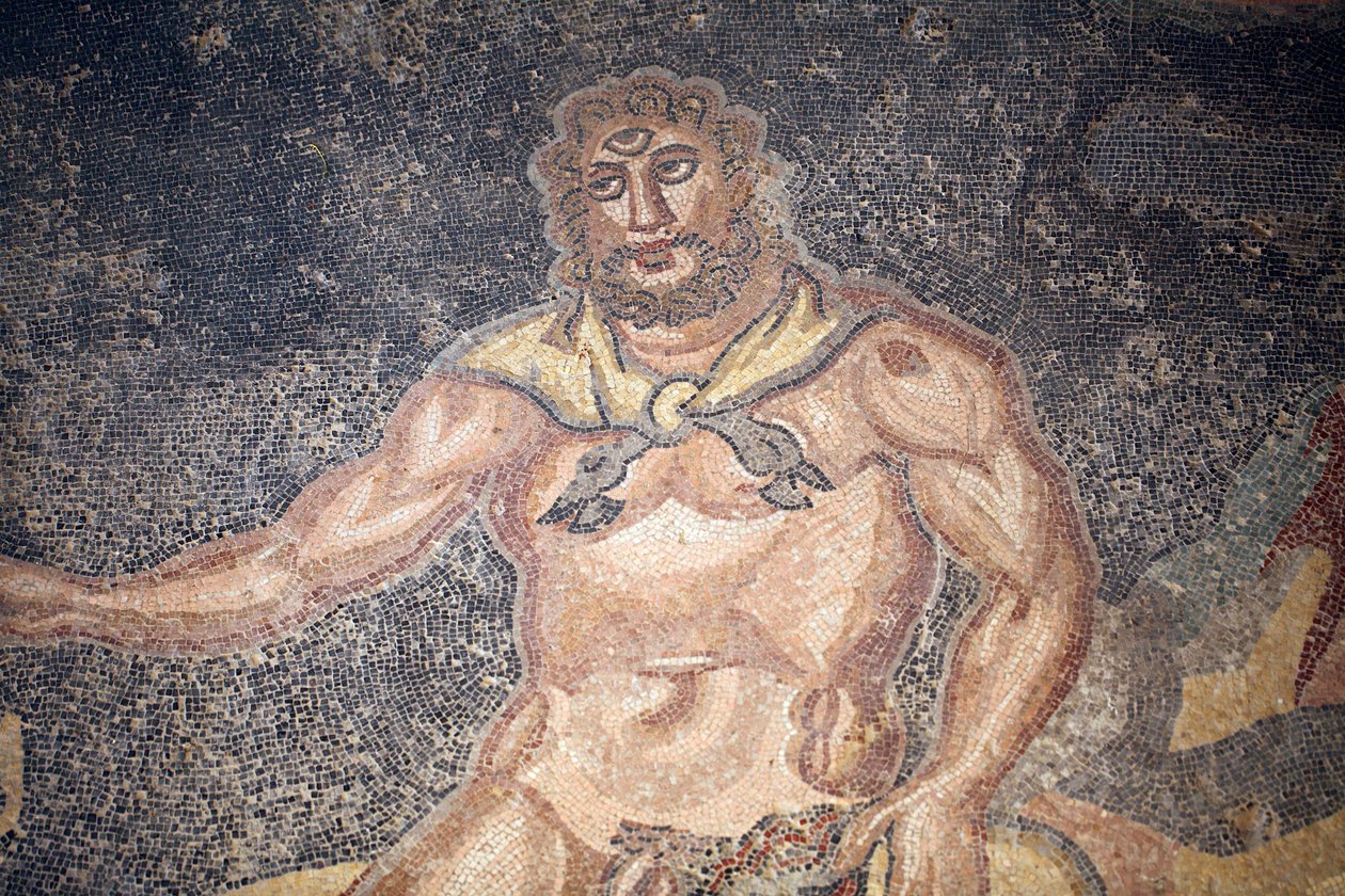 Polypheme Hall. Detalj av syklopen som sluker innvollene til en geit. 3. - 4. århundre. Roman Villa of the Casale, Sicilia. UNESCO nettsted. av Unbekannt