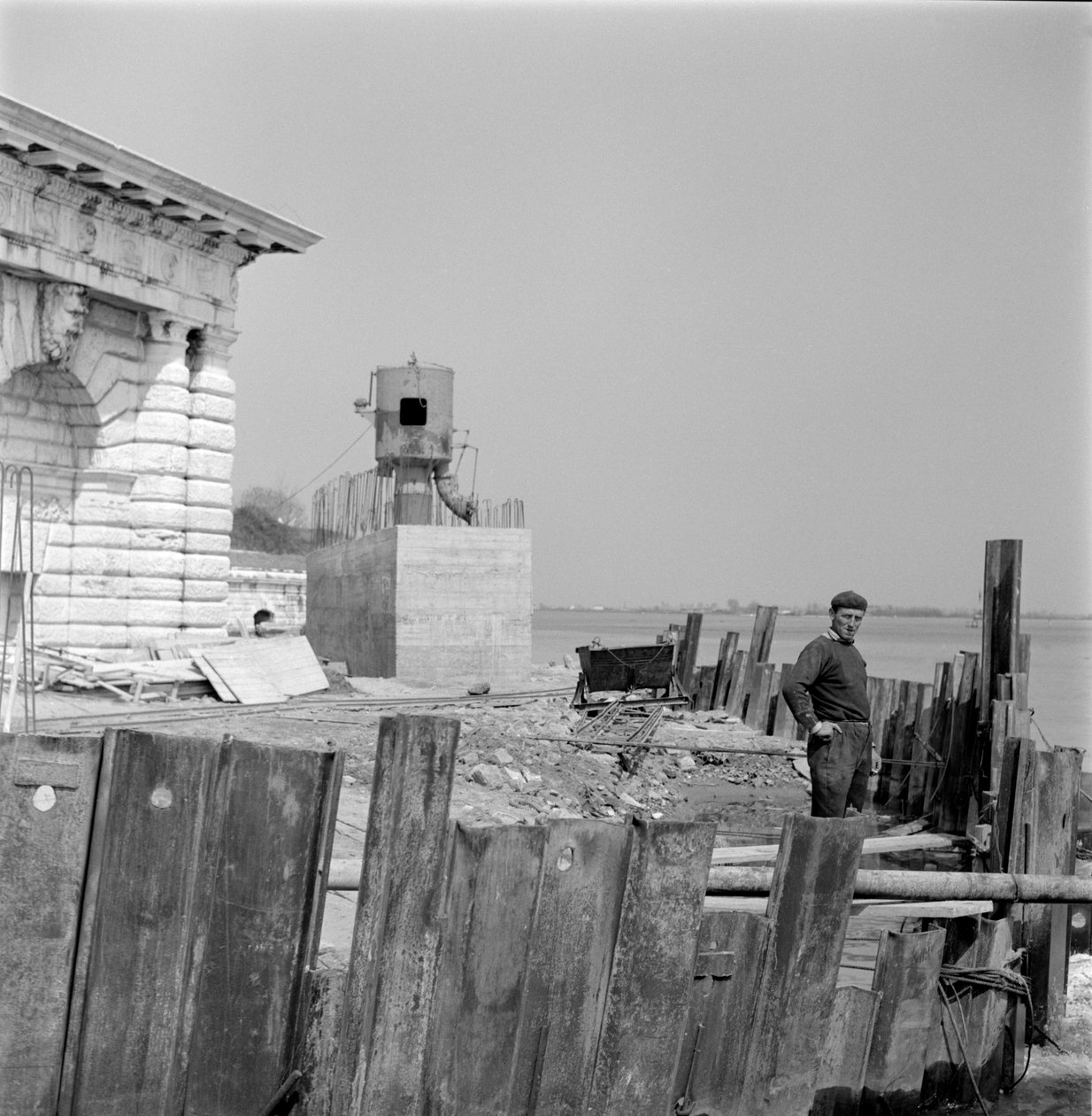 RUBS OF THE FORTE S. ANDREA (fort san andrea) - VENICE - 1960 av Unbekannt