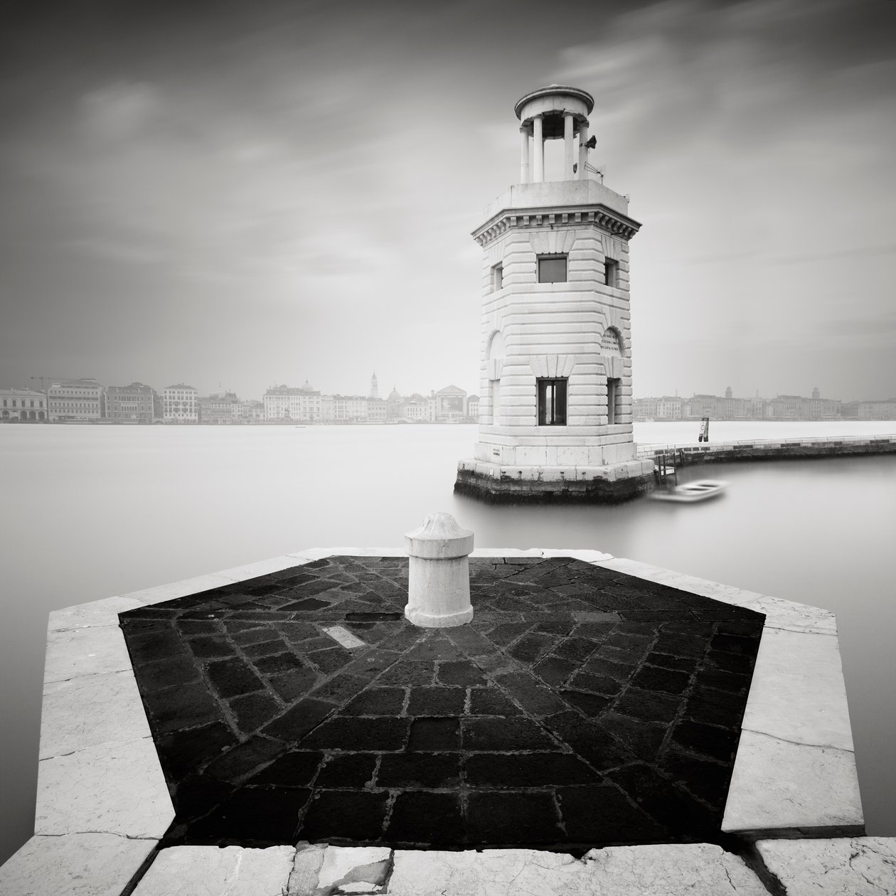 San Giorgio Maggiore, Venezia, Italia, 2014 (s/hvitt-bilde) av Leopold Blonder
