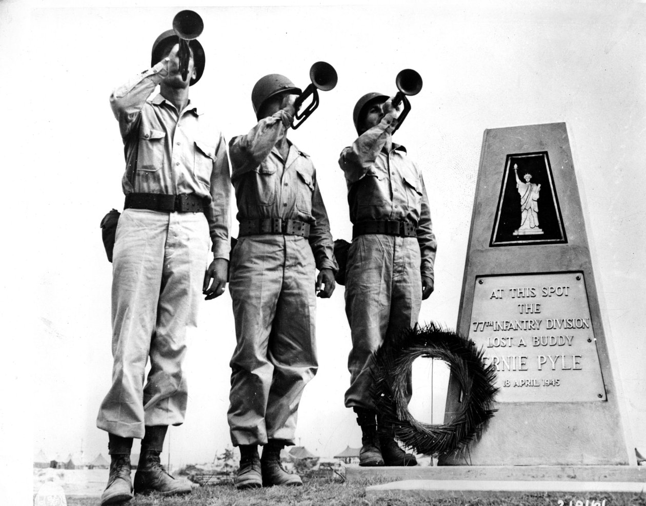 Andre verdenskrig (1939–1945) – Andre verdenskrig (2 eller 2): Okinawa (Japan) 20. august av Unbekannt