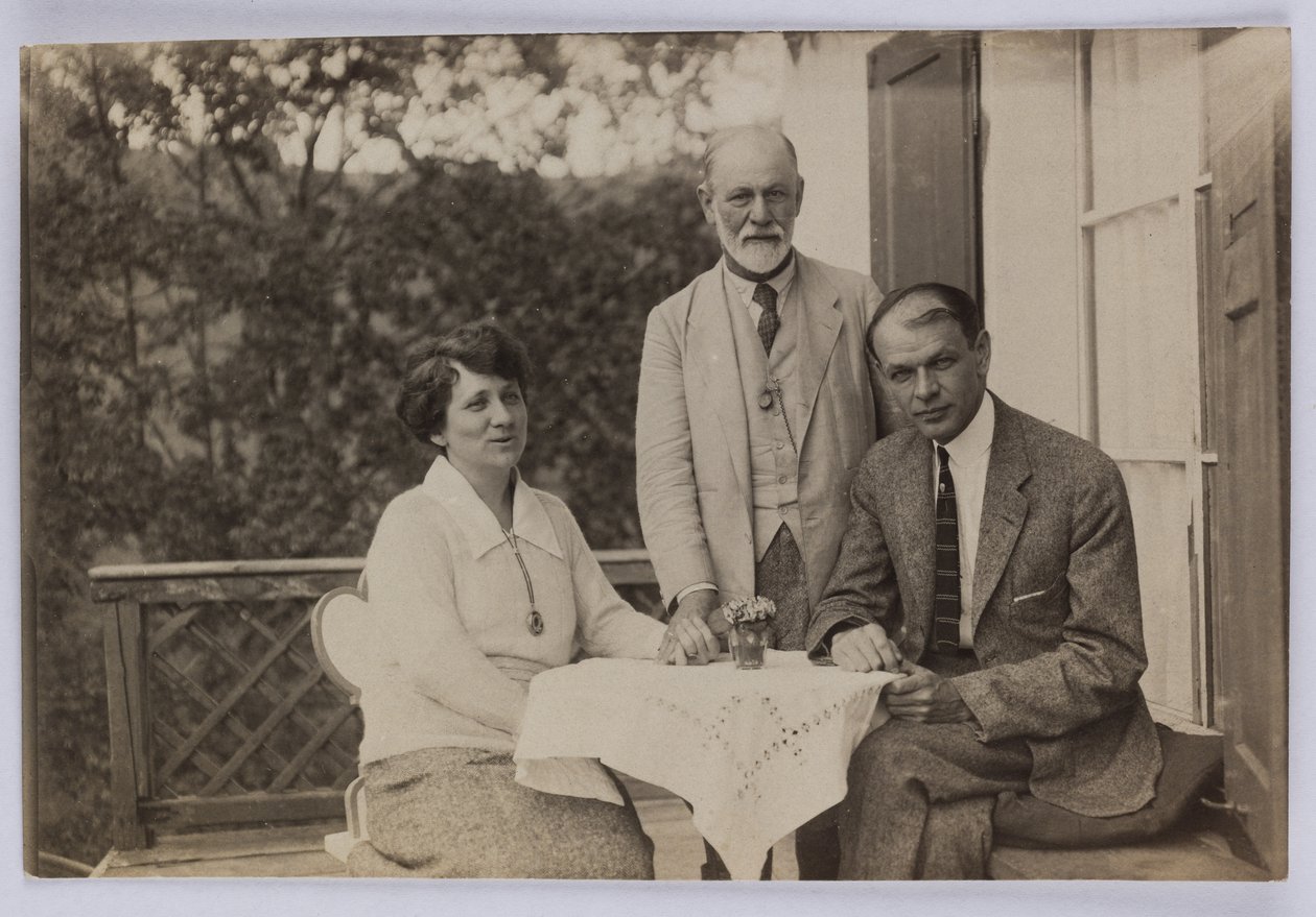 Sigmund Freud og Horace W. og Anjelika Frink, ca. 1920 (s/hvitt-bilde) av Unbekannt
