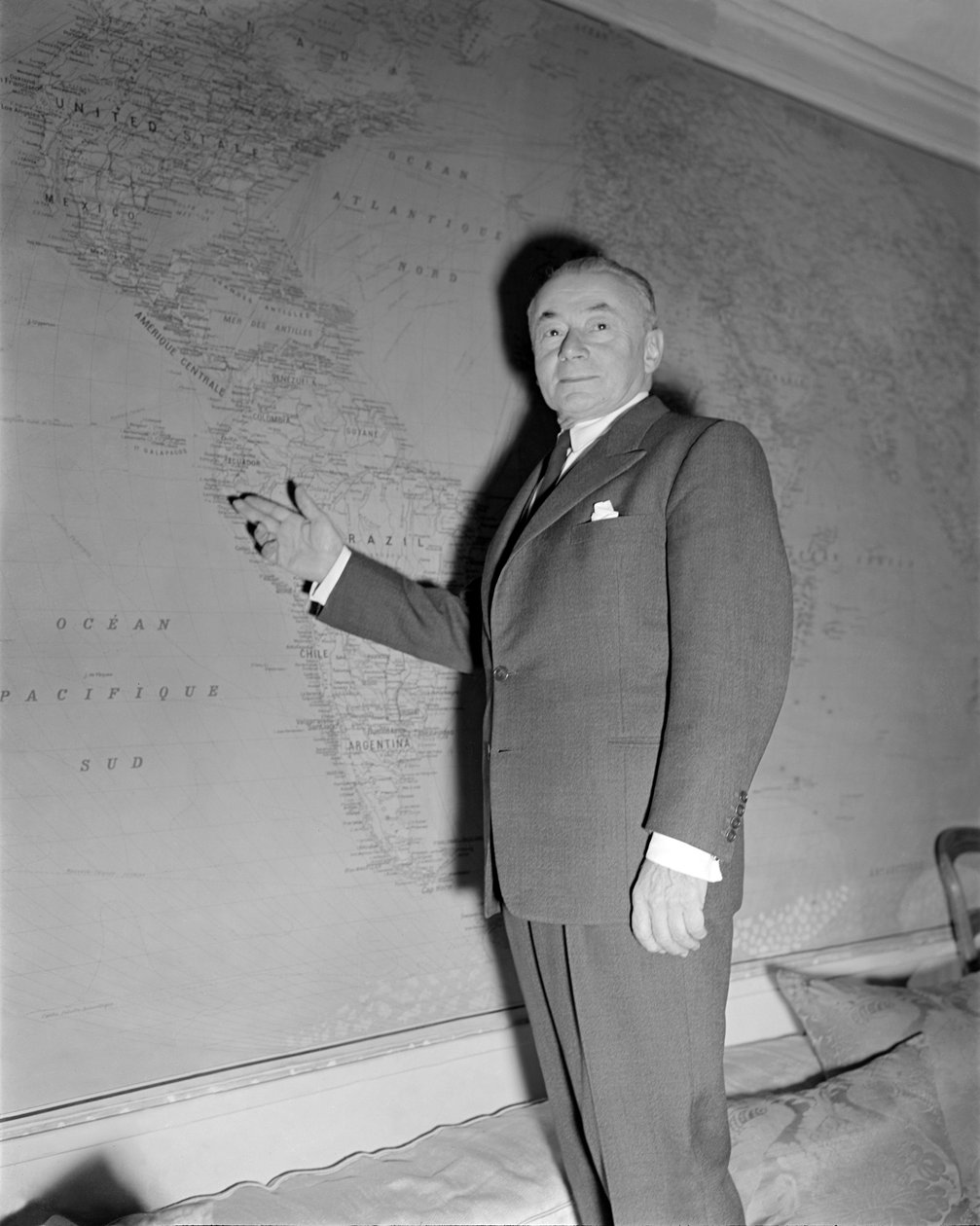POLITIKEREN PAUL RENAUD I PARIS - 1949 av Unbekannt