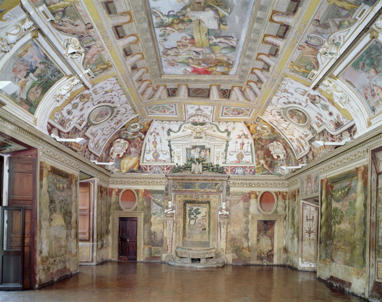 Hovedsalongen, designet av Pirro Ligorio (ca. 1500-83) for kardinal Ippolito II d