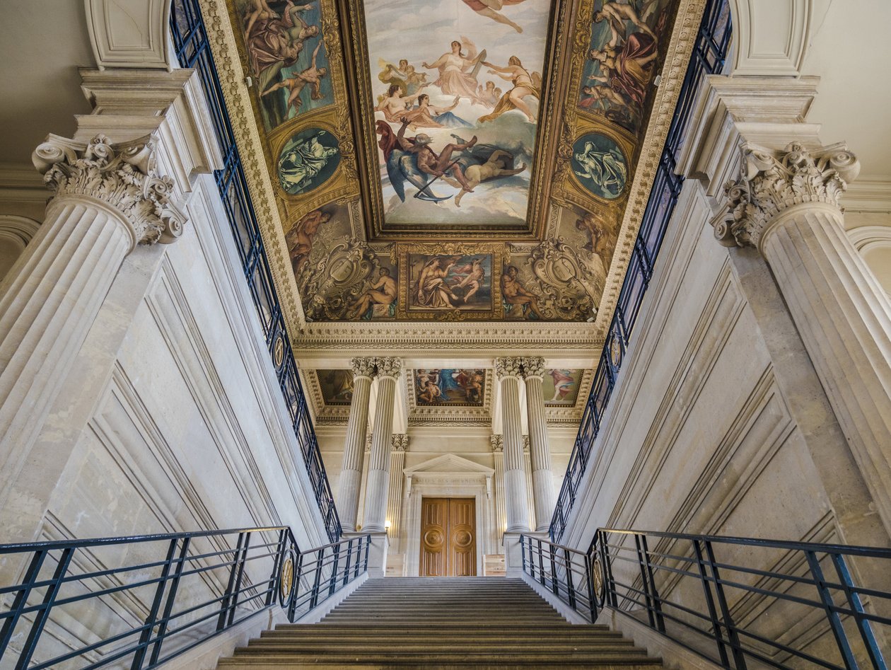 Trappen, arkitekt Charles Lelong (1793-1861) og Edouard Dubois (1795-1813), mellom 1840 og 1846. I taket fester Frankrike sine arkiver til tidenes morgen, maleri av Felix Jobbe Duval (1821-1889), mellom 1877 og 1881. Hotel de Soubise av Unbekannt