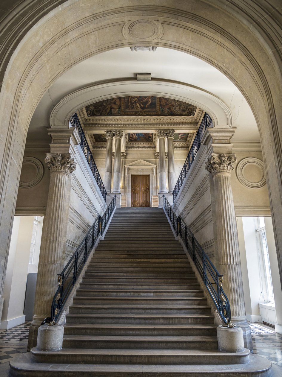 Trappen, arkitekt Charles Lelong (1793-1861) og Edouard Dubois (1795-1813), mellom 1840 og 1846. I taket fester Frankrike sine arkiver til tidenes morgen, maleri av Felix Jobbe Duval (1821-1889), mellom 1877 og 1881. Hotel de Soubise av Unbekannt