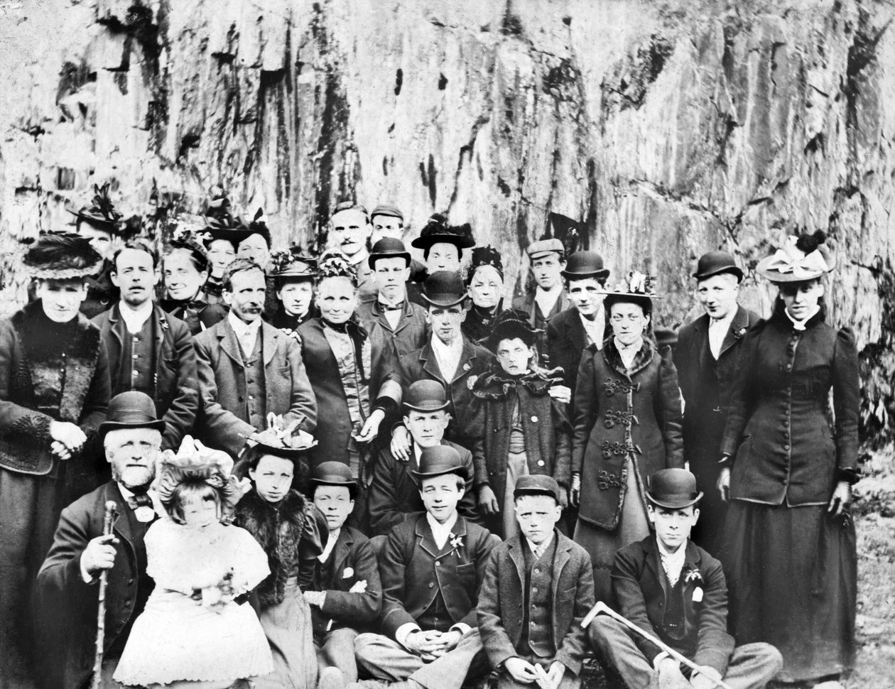 Storbritannia: En gruppe mennesker på utflukt. c1910 av Unbekannt
