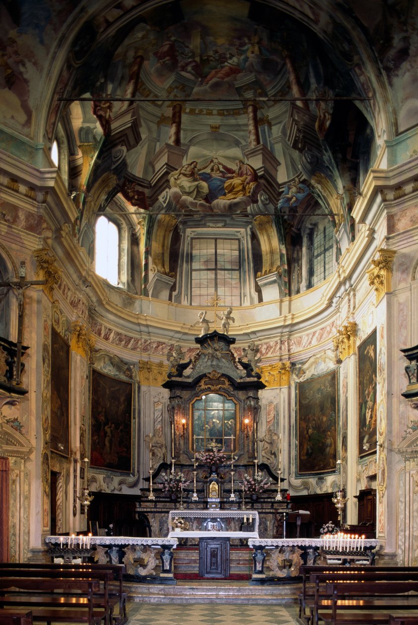 Utsikt over alter og fresker av Lorenzo Peracino (1710-1788), Sanctuary of Madonna del Sasso, Piemonte, Italia av Benjamin Baud