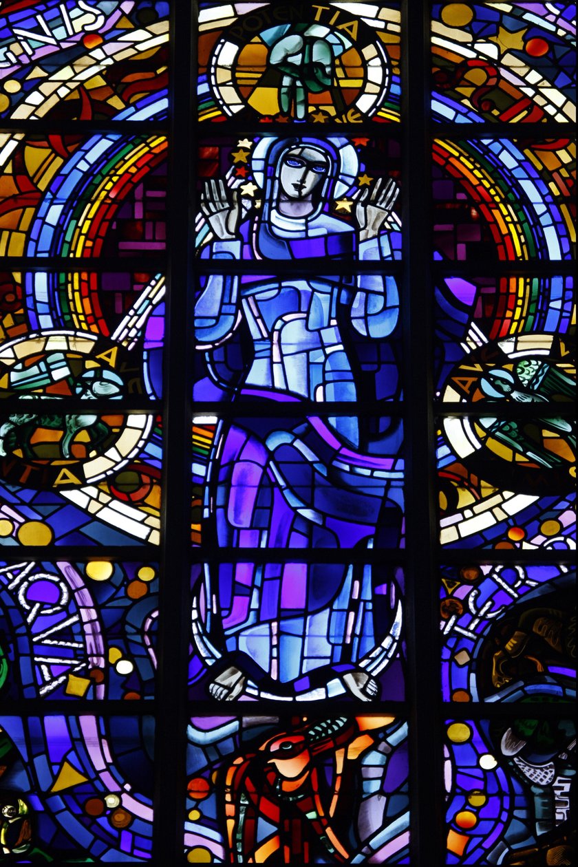Jomfru Maria farget glass i Notre-Dame-de-la-Trinite kirke av Louis Barillet & Jean Le Chevallier, Blois, Frankrike av Unbekannt