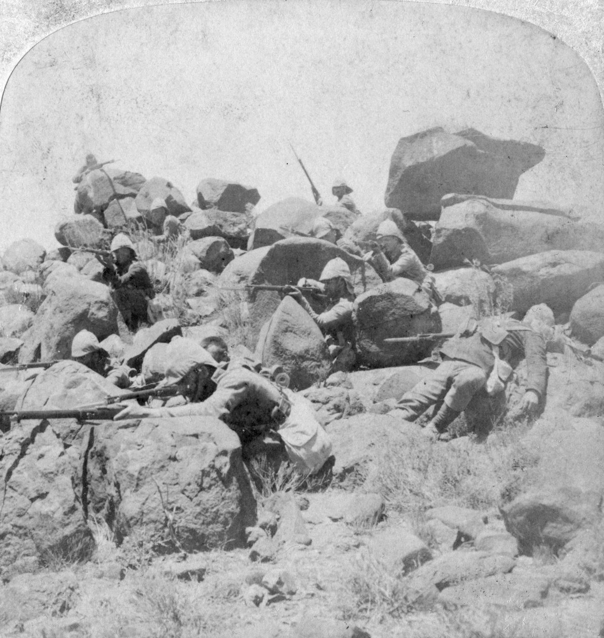 Et desperat standpunkt ved Modder-elven, Sør-Afrika, 2. boerkrig, 18. desember 1899 av Underwood and Underwood