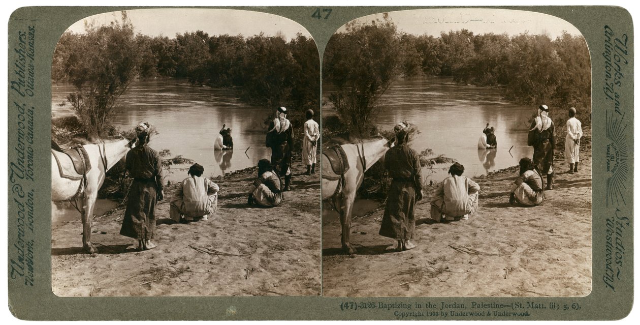 Dåp i elven Jordan, Palestina, 1903. av Underwood and Underwood