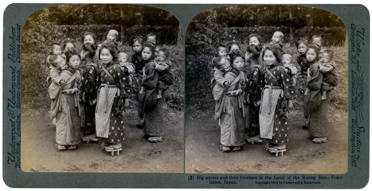 Storesøstre og småbrødre i Land of the Rising Sun, Yokohama, Japan, 1904 av Underwood and Underwood
