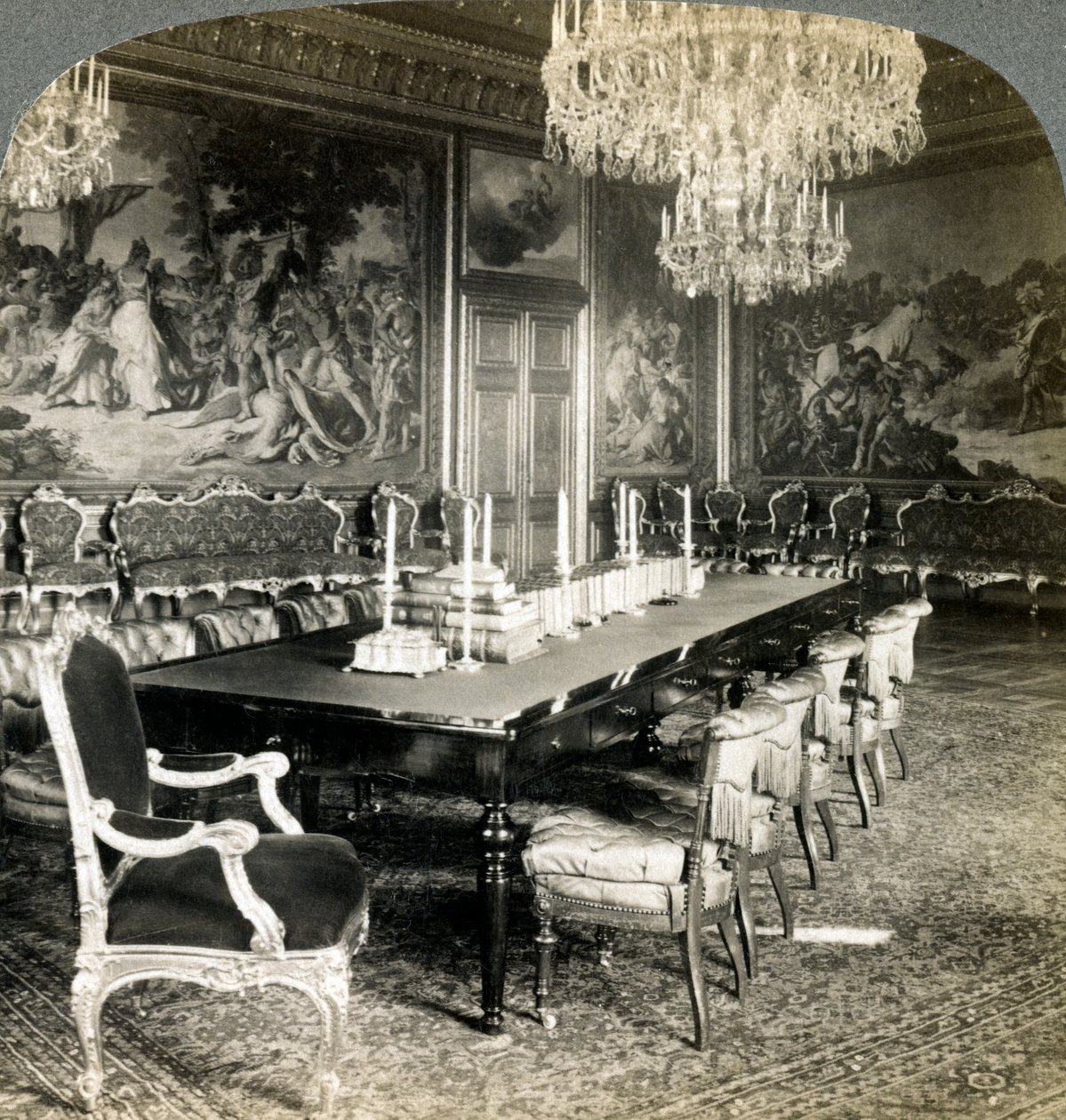 Rådssalen til kong Oscar II, Det kongelige slott, Stockholm, Sverige. av Underwood and Underwood