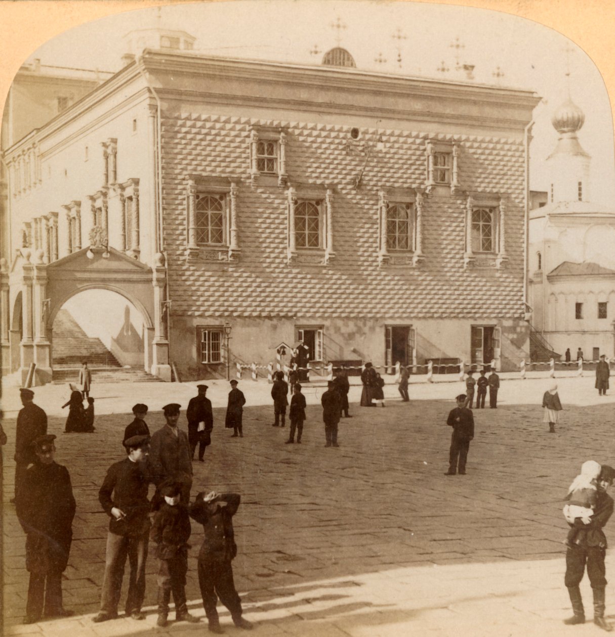 Berømt rød trapp og gammelt palass, Moskva, Russland, 1900. av Underwood and Underwood