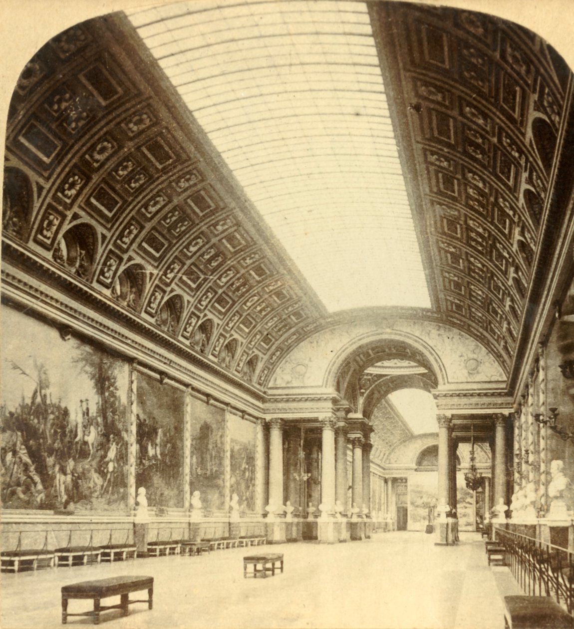 Gallery of Battles, Versailles, ca 1900. av Underwood and Underwood