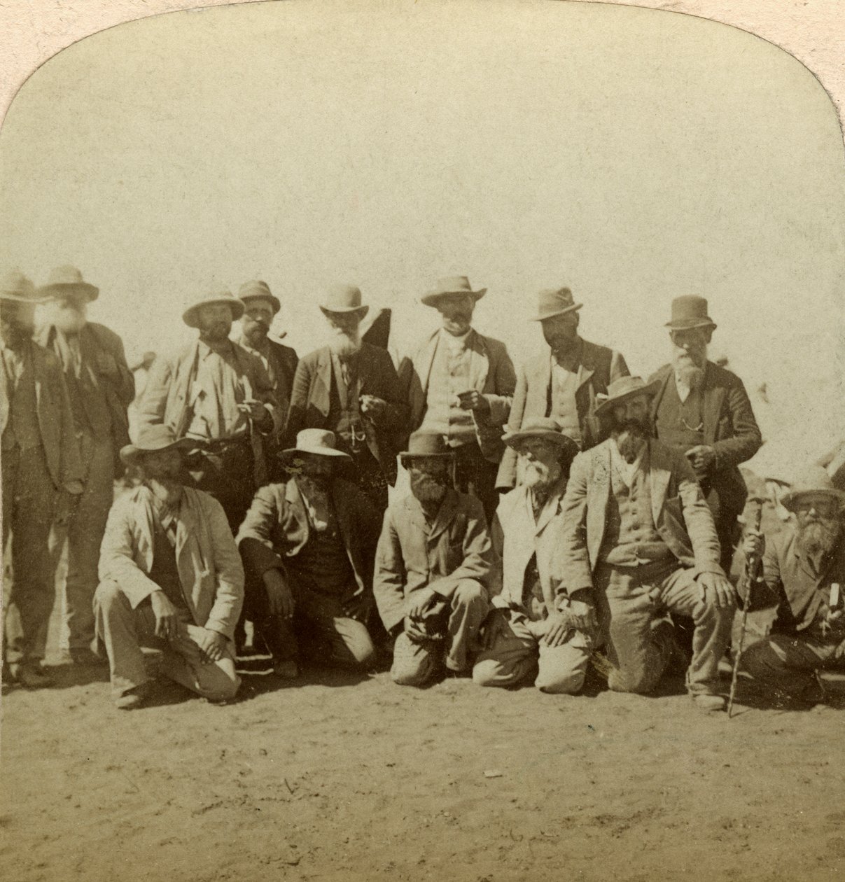 General Cronjes hovedkommandører etter overgivelsen, Sør-Afrika, Boer War, 1900. av Underwood and Underwood