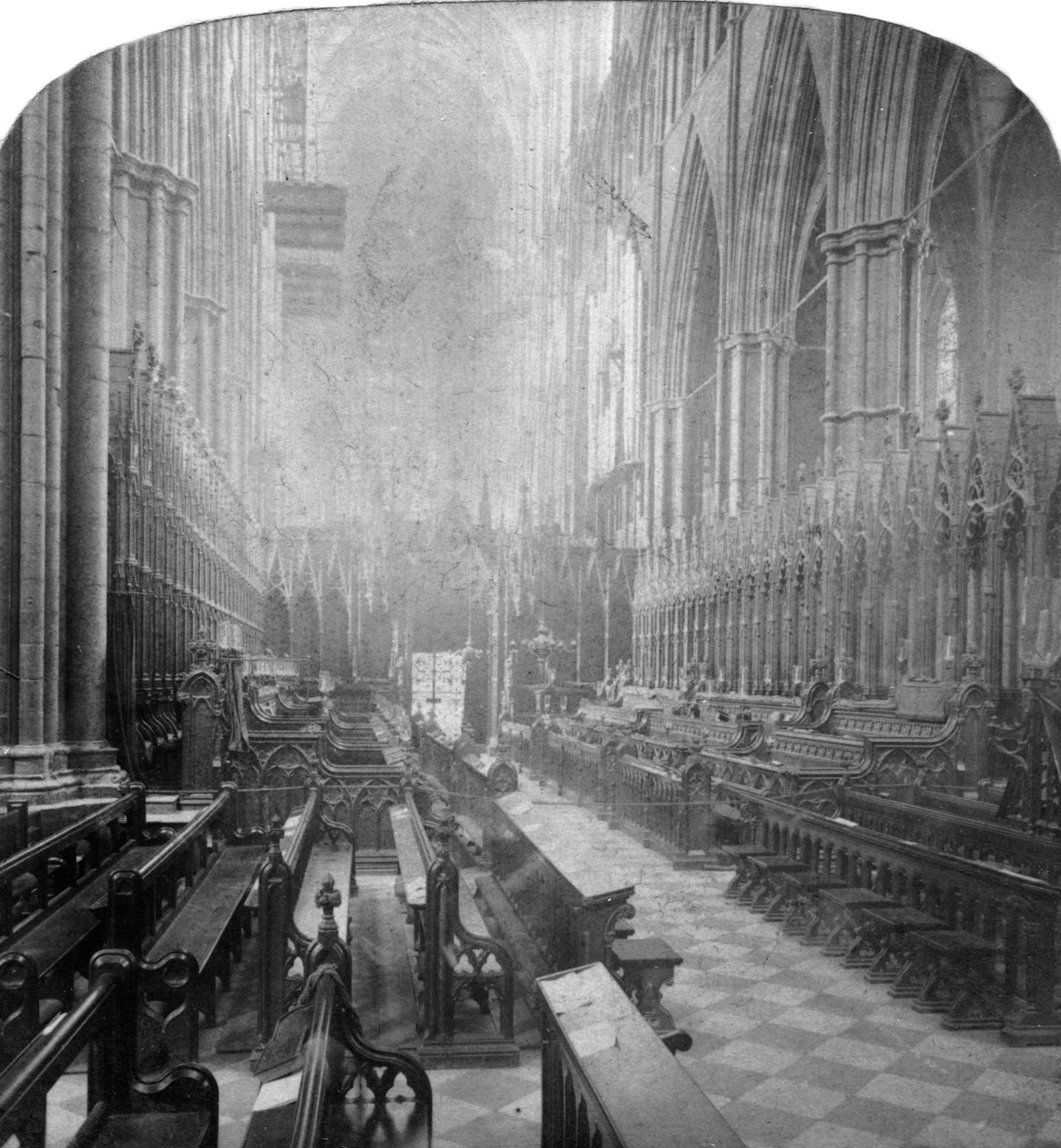 Interiør i Westminster Abbey, London, sent på 1800-tallet. av Underwood and Underwood