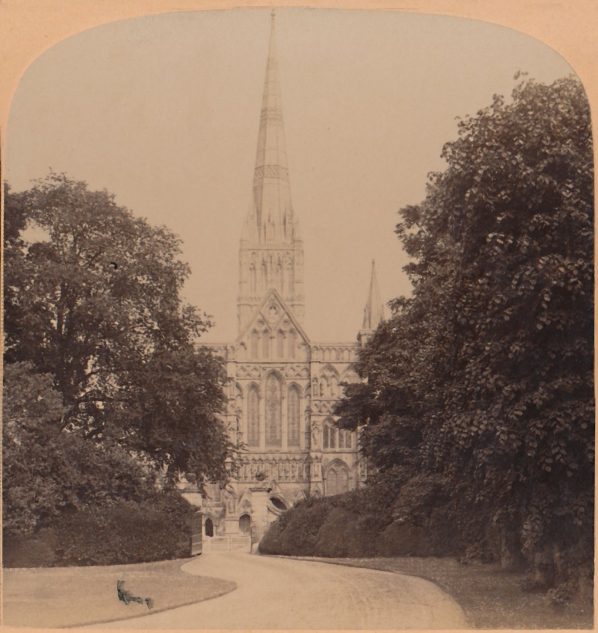 Salisbury Cathedral nordvest foran England, første store kirke i tidlig engelsk stil, 1900 av Underwood and Underwood