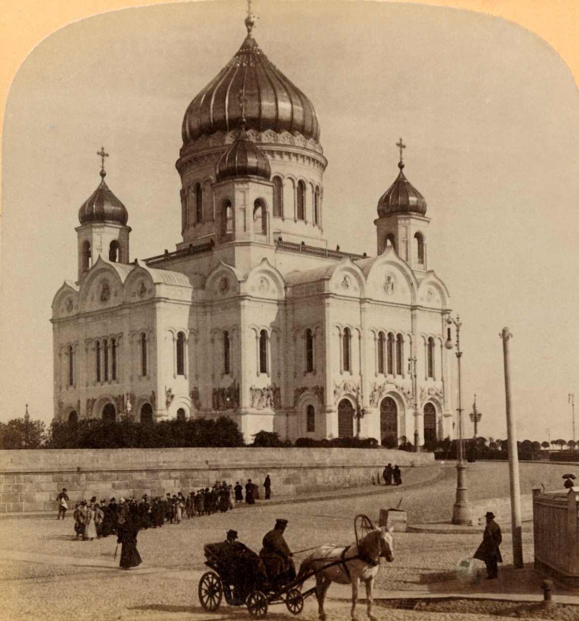 Vår Frelsers tempel, den største kirken i Moskva, Russland, 1898. av Underwood and Underwood