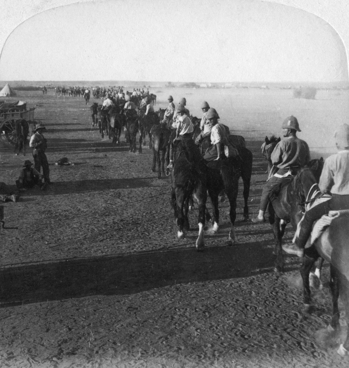 Det 38. batteriet ved Modder før han deltok i Roberts fremmarsj, Sør-Afrika, Boer War, 1900. av Underwood and Underwood