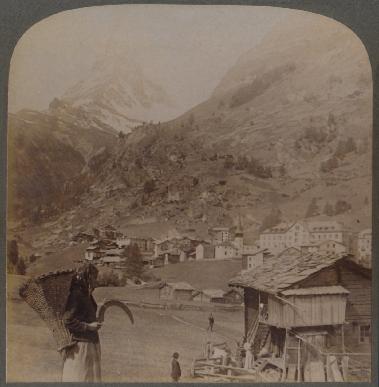 The Alpine Spirits Sanctuary - det sjarmerende Zermatt og Matterhorn Sveits, 1901. av Underwood and Underwood